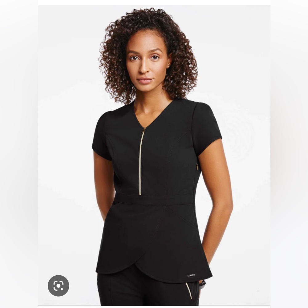 JAANUU WOMEN'S SIGNATURE GOLD ZIP TULIP TOP